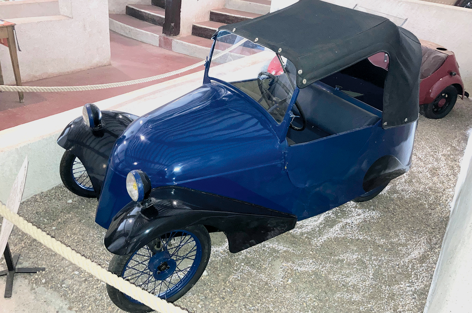 Classic & Sports Car – Classic shrine: Musée Maurice Dufresne