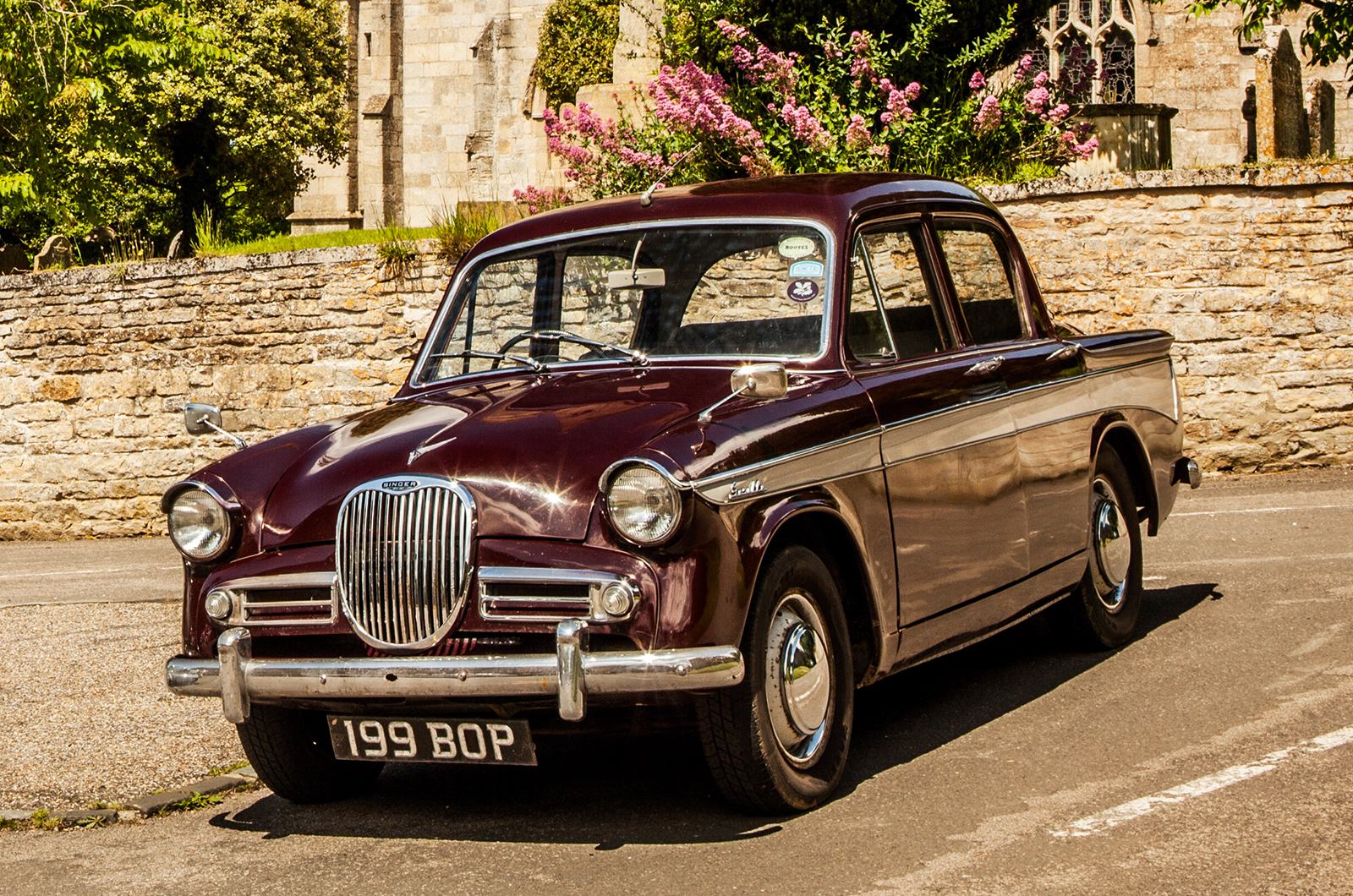 Classic & Sports Car – Wolseley 1500 vs Singer Gazelle: middleweights for middle England