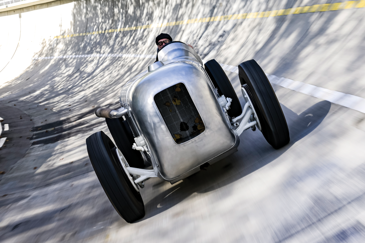 Classic & Sports Car – Mercedes-Benz SSKL: recreating the first Silver Arrow