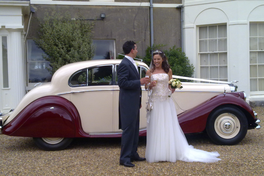 The 15 best classic cars for a wedding