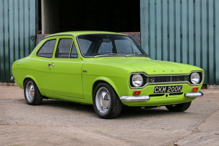 Classic & Sports Car – Ford Escort and Sierra break records at Silverstone sale