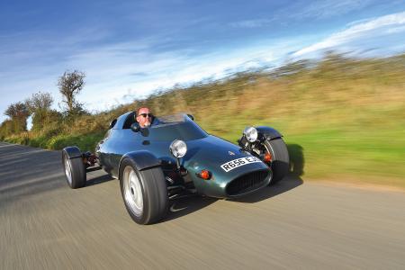 Classic & Sports Car – Supersonic! Behind the wheel of the LCC Rocket