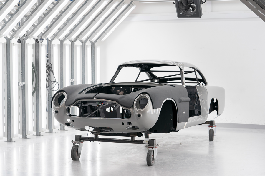 Classic & Sports Car – The Aston Martin DB5 is back