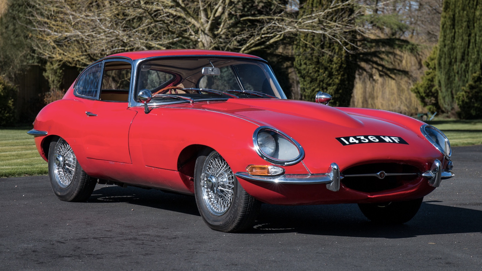 Ex-Mike Hailwood sports car leads £2.5m Silverstone auction