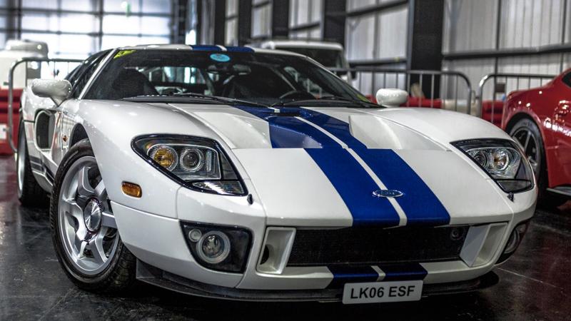 Fabulous Ford GT to lead Saturday’s £5.1m Silverstone auction