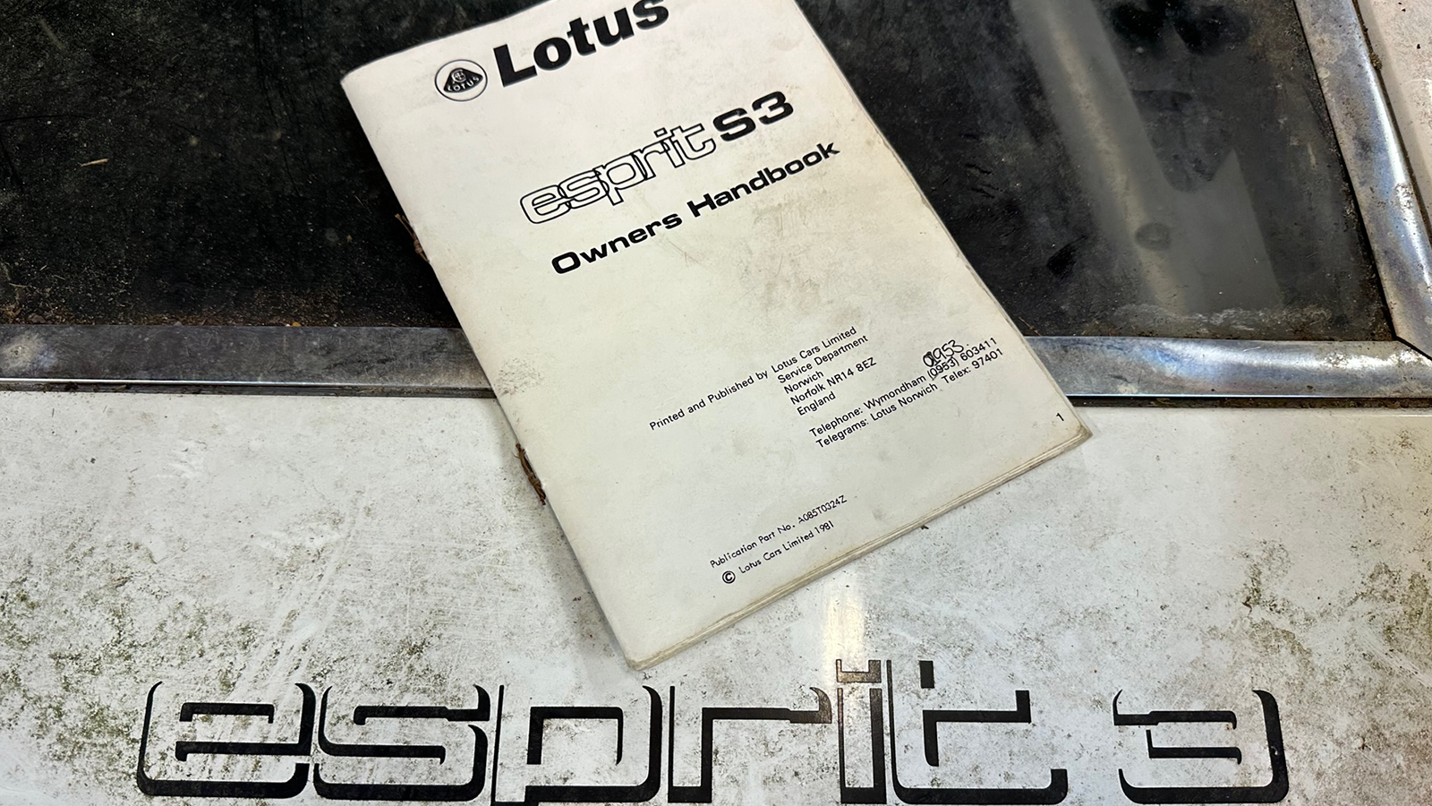 This barn-find Lotus Esprit could be yours
