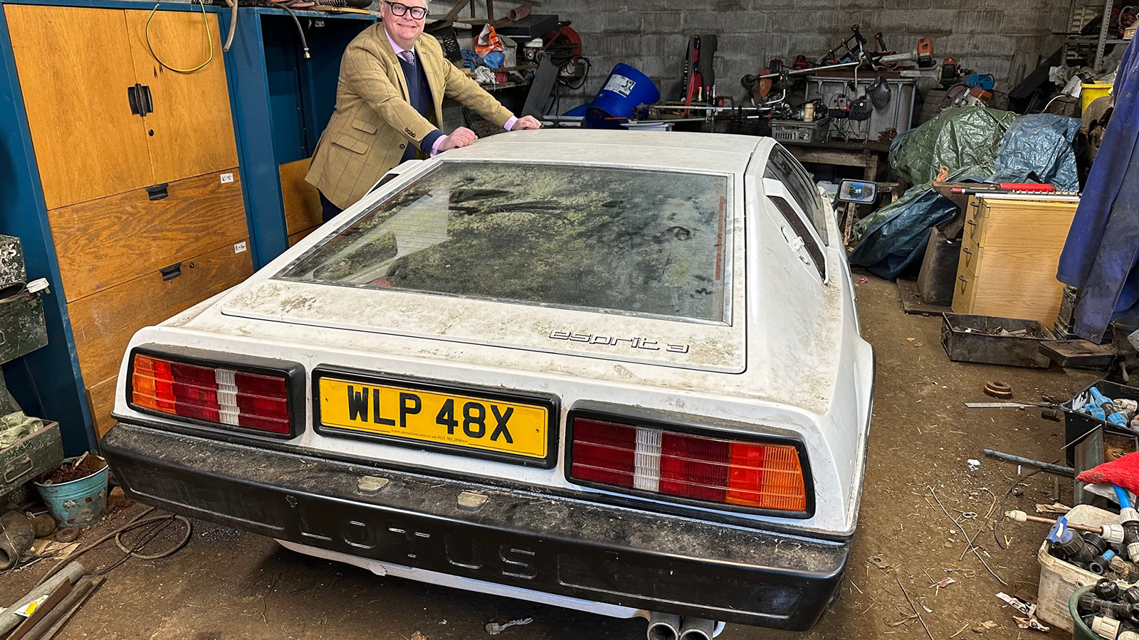 This barn-find Lotus Esprit could be yours