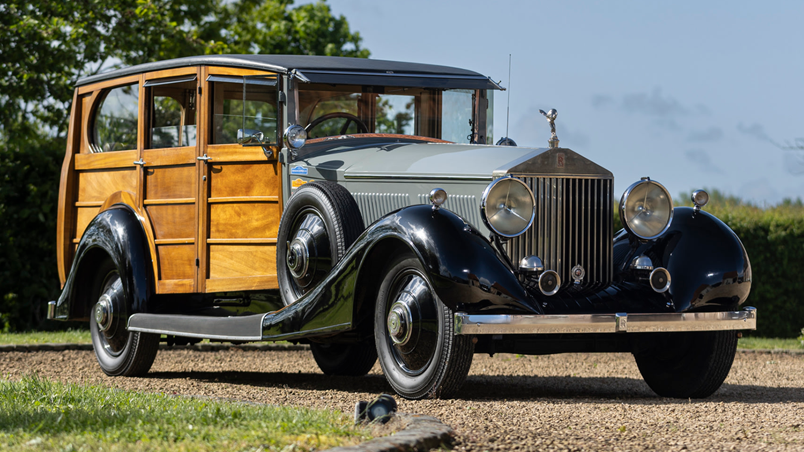 42 epic lots heading to Concours of Elegance