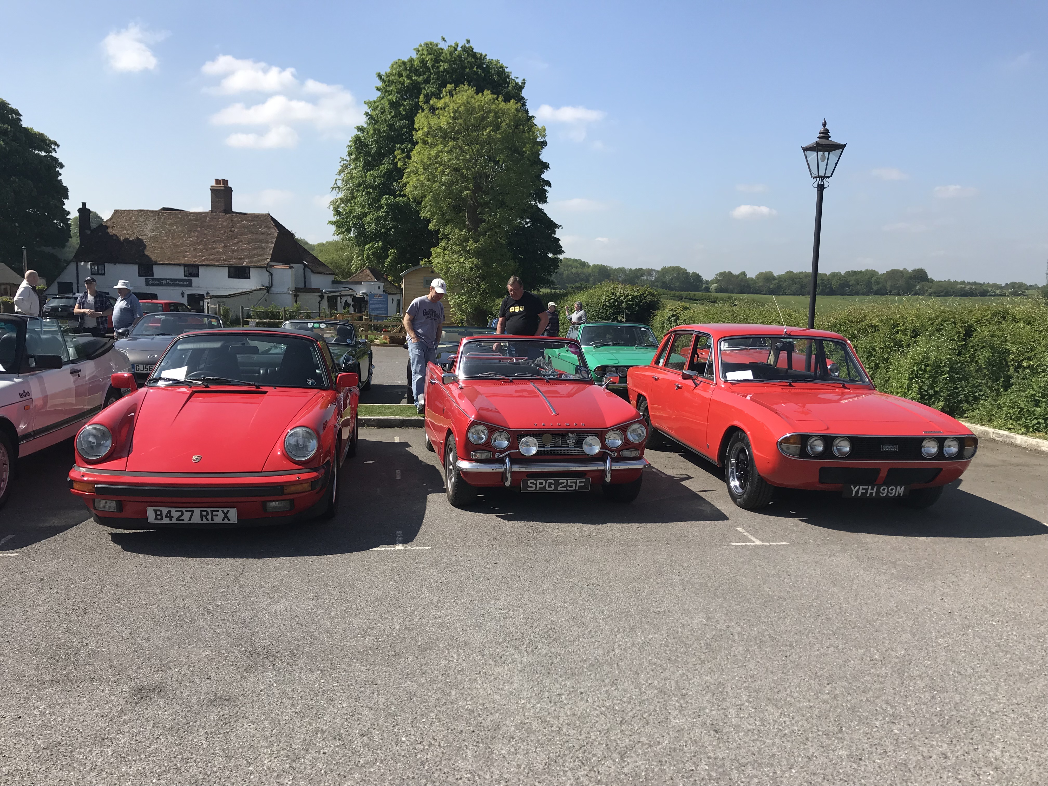 Dozens of classics scale Botley Hill – Classic & Sports Car