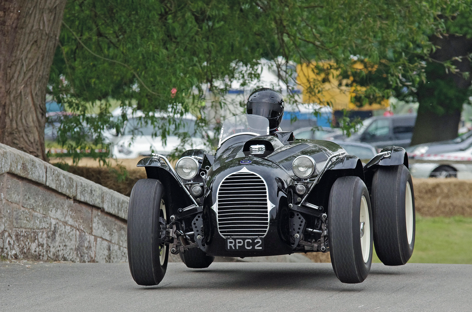 Racing titans head to The Classic & Sports Car Show