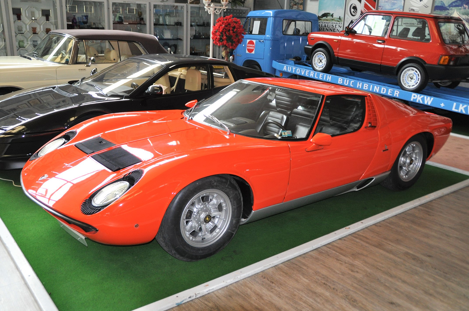 Lamborghinis lead Coys’ Monaco sale