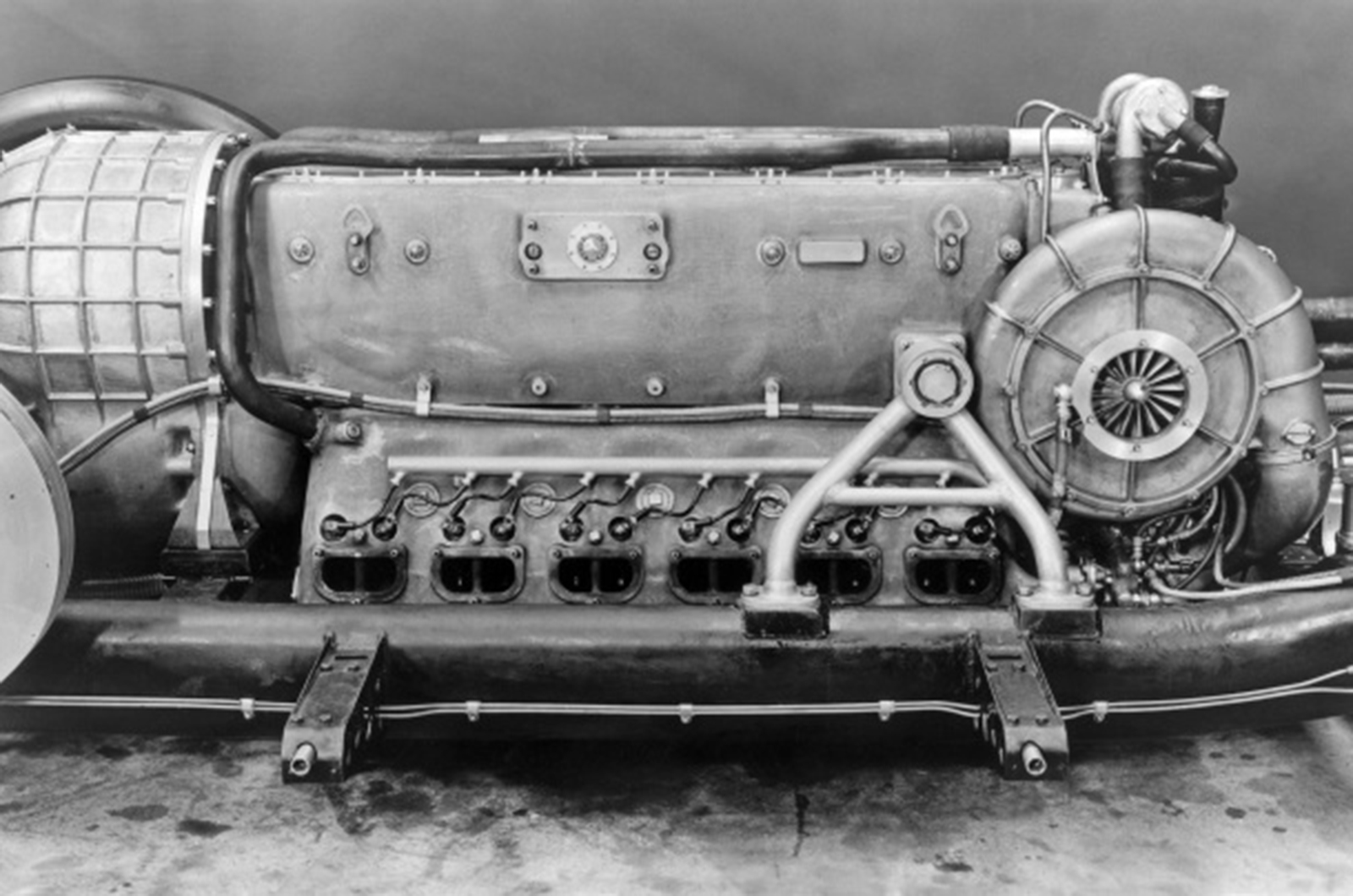 Classic & Sports Car – 3000hp racer headlines for Mercedes at Goodwood