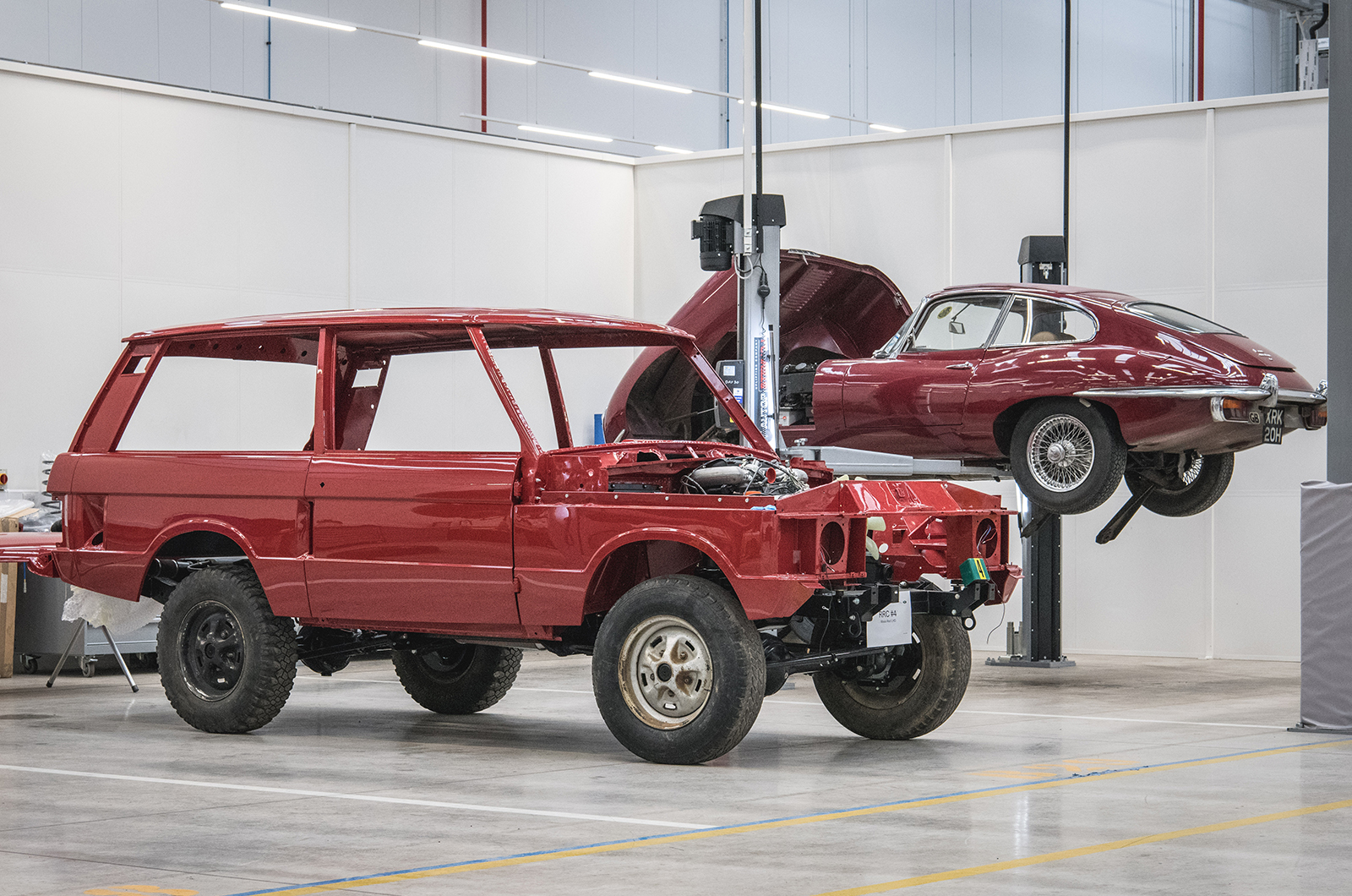 Jaguar Classic's new Tour & Track Experience lets you drive a D-type – Classic & Sports Car