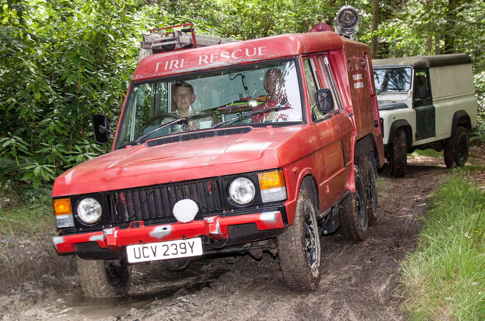 Classic & Sports Car – Simply Land Rover hits new heights for marque's 70th