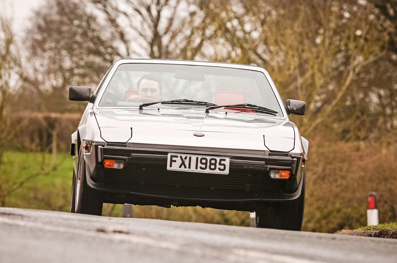 Classic & Sports Car – Fiat X1/9 vs Lancia Beta Monte-Carlo