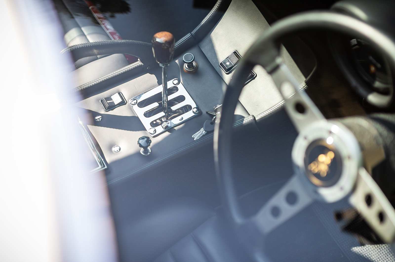 Classic & Sports Car – Rod Stewart's Miura is coming up for sale