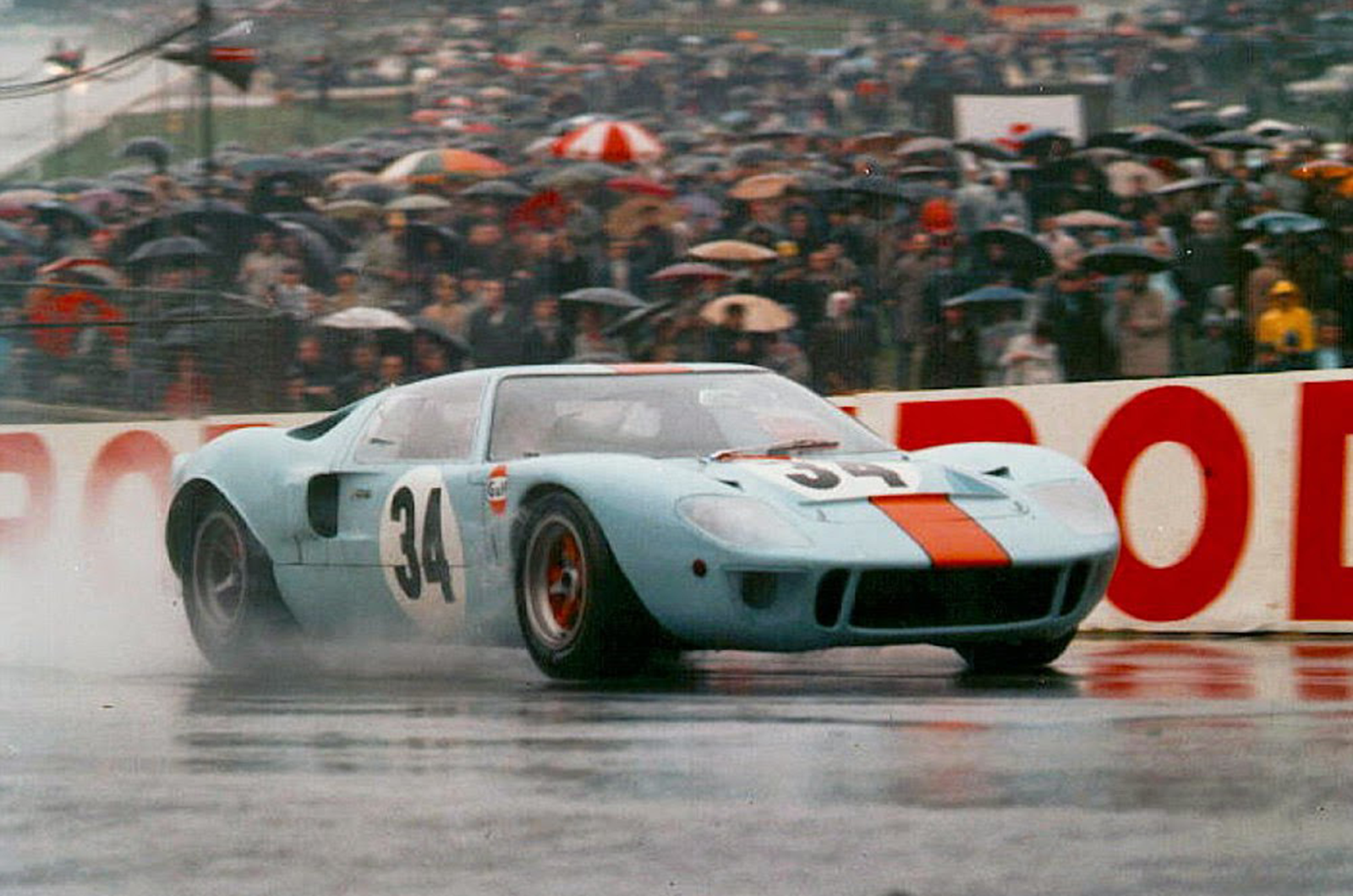 McQueen’s Porsche 917K to star at Hampton Court concours