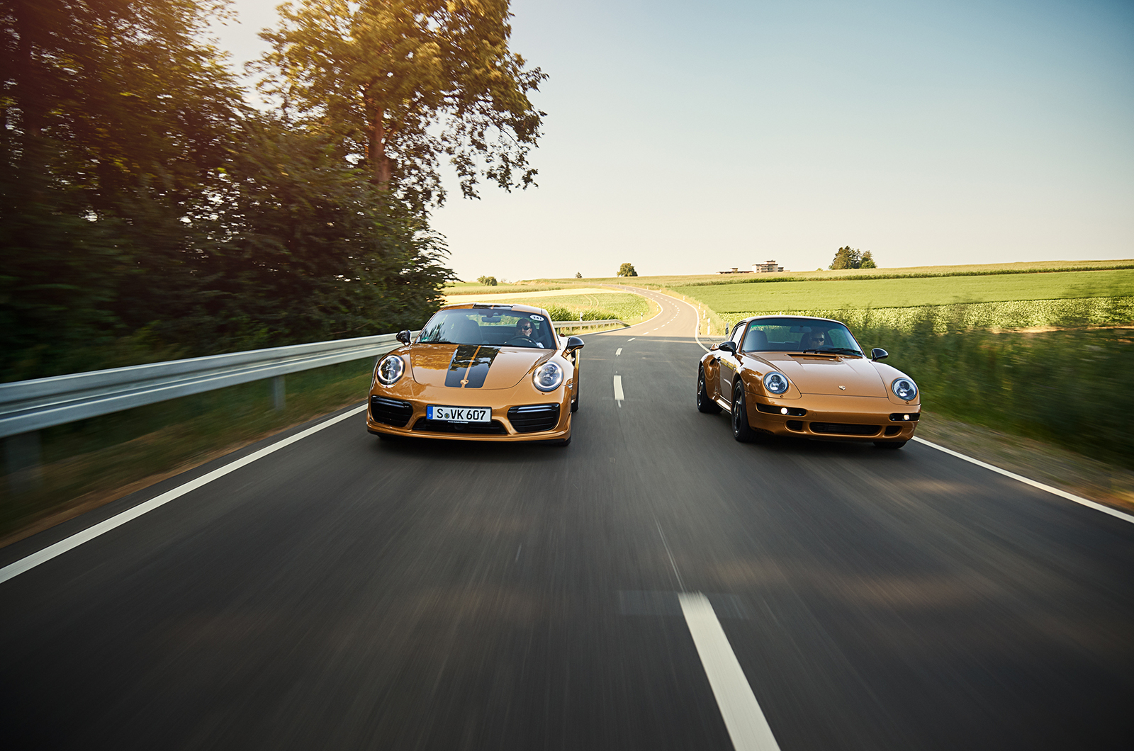 Classic & Sports Car – Porsche builds final 993 turbo