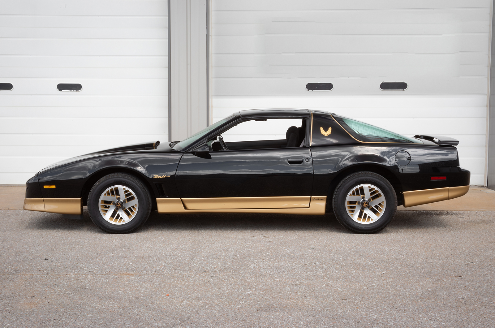 Classic & Sports Car – Burt Reynolds' cars will be auctioned next Saturday