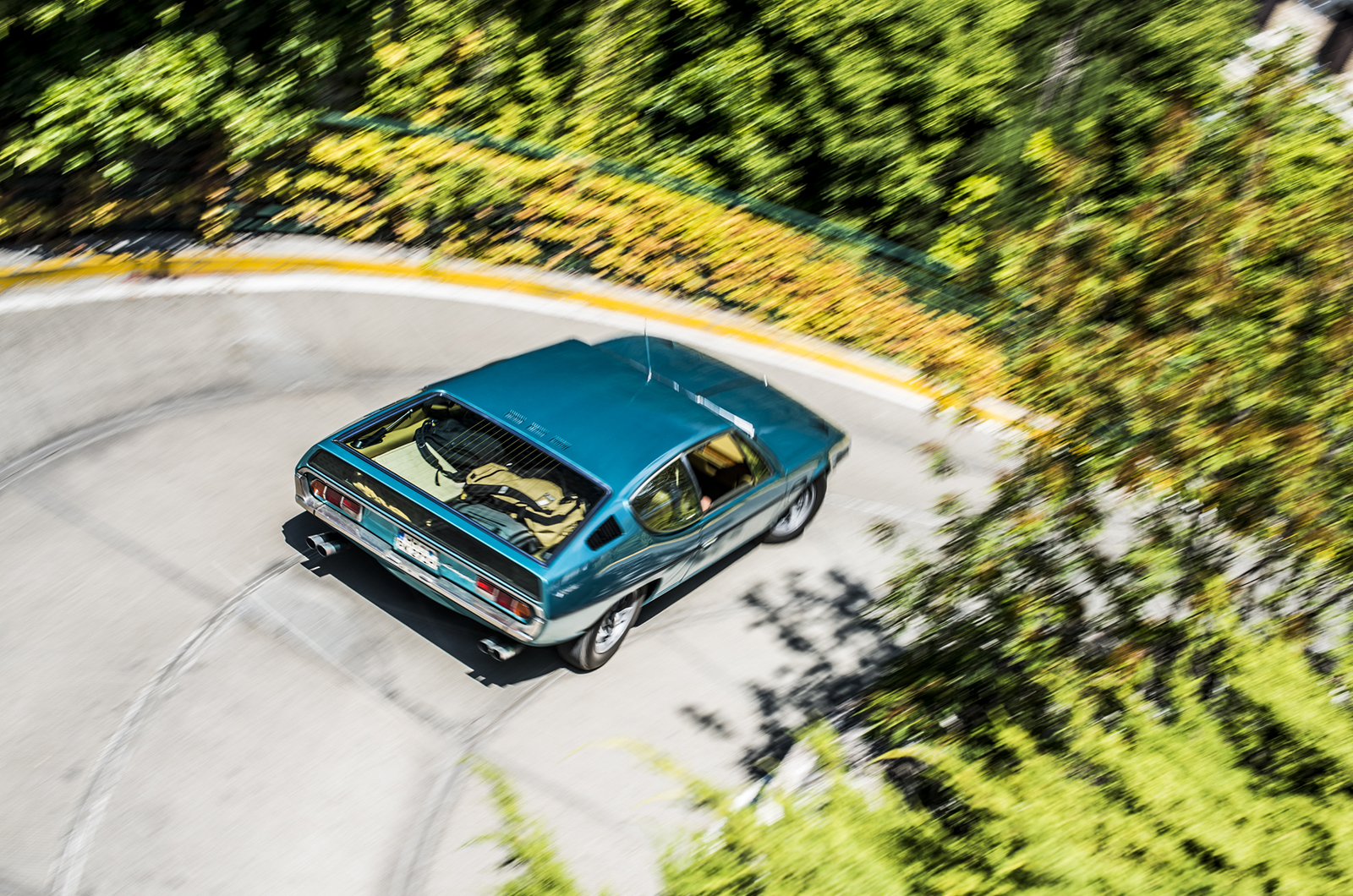 Classic & Sports Car – Half century tour for Islero and Espada