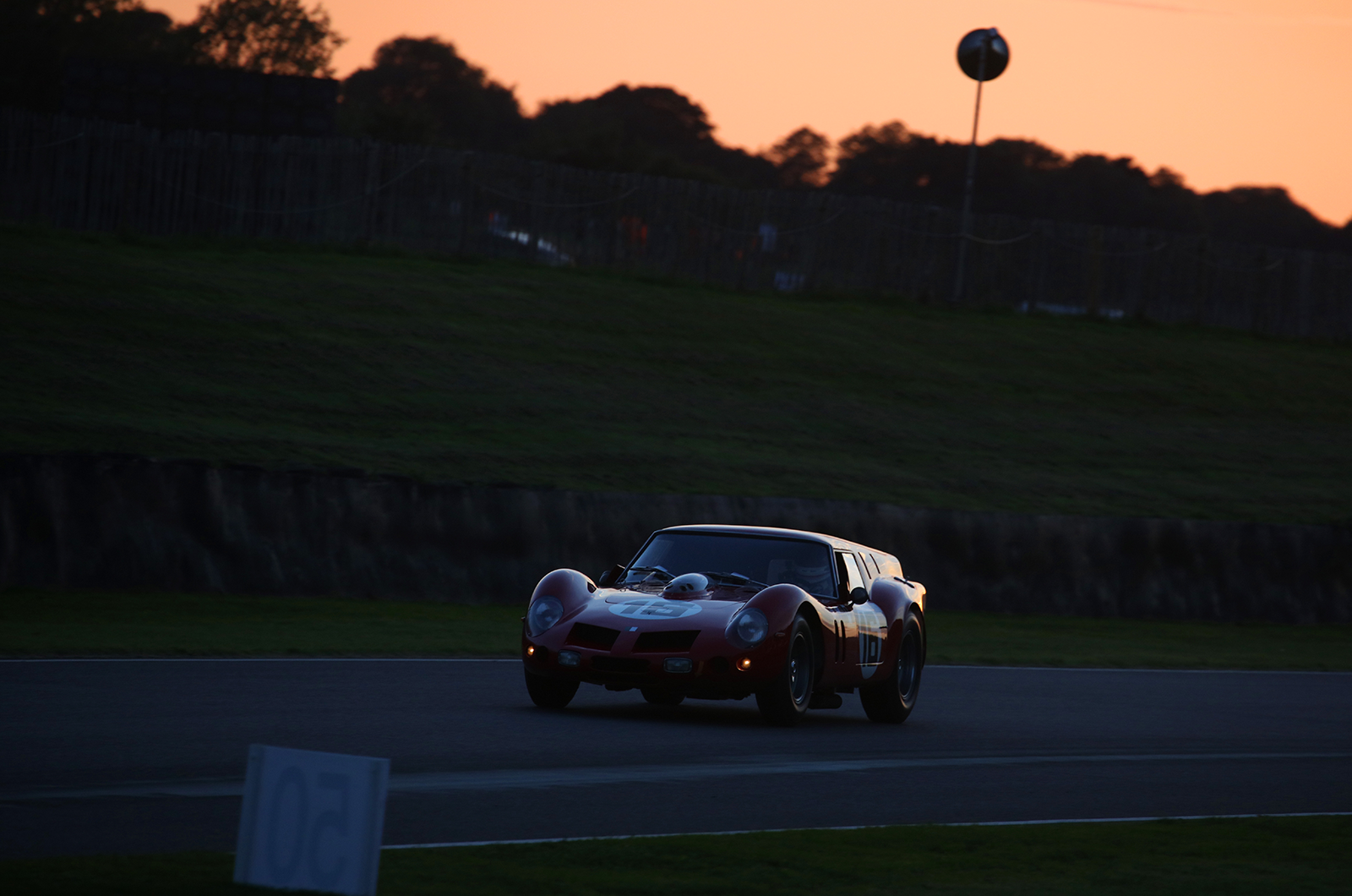 Classic & Sports Car – Goodwood Revival Day One: ‘Breadvan’ wins £200m Kinrara