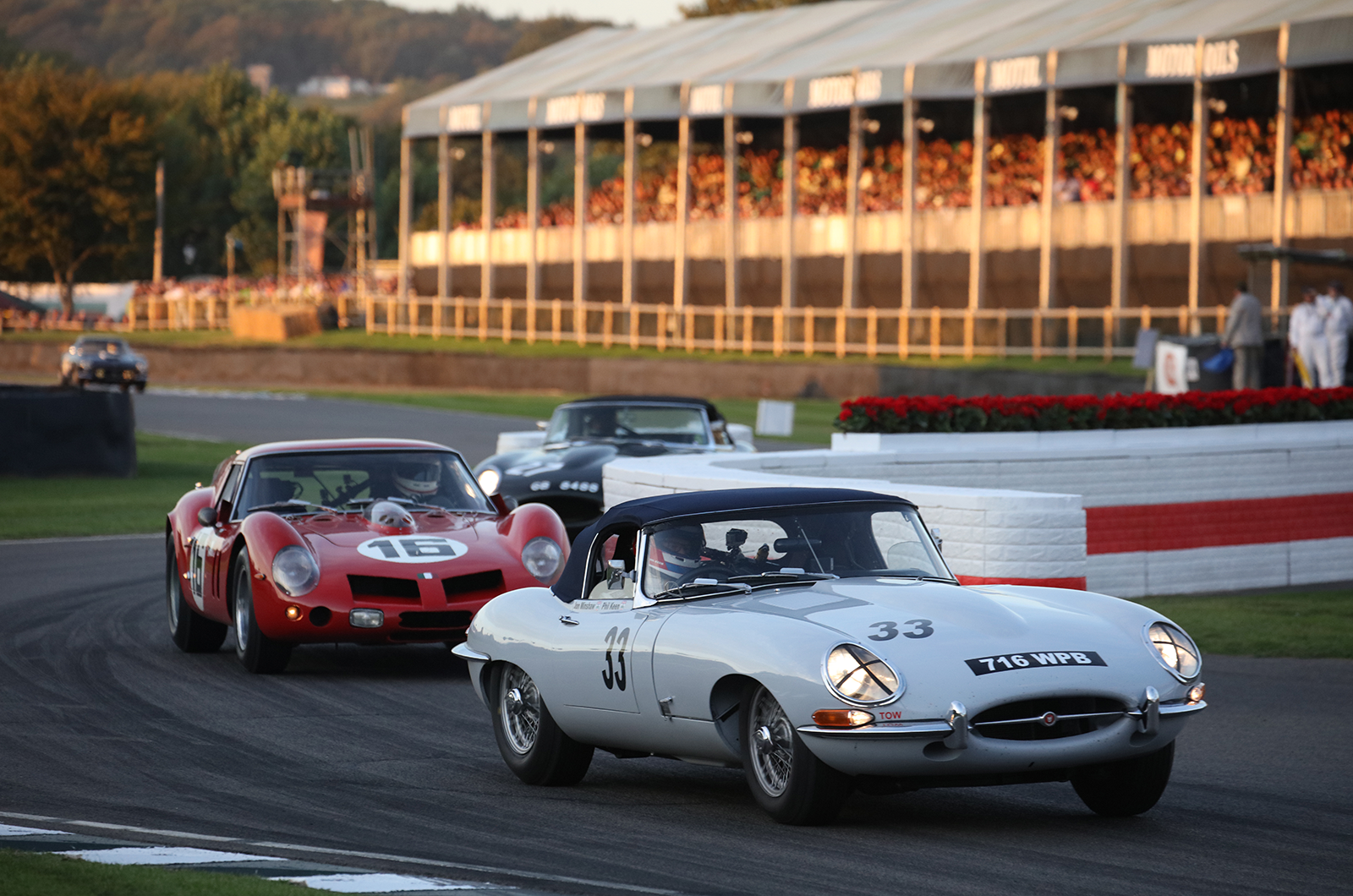 Classic & Sports Car – Goodwood Revival Day One: ‘Breadvan’ wins £200m Kinrara