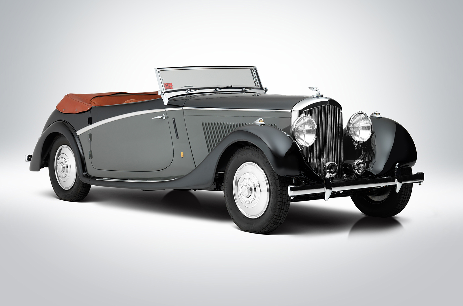 Classic & Sports Car – DB4 leads Bonhams' record-breaking £7m Zoute Sale