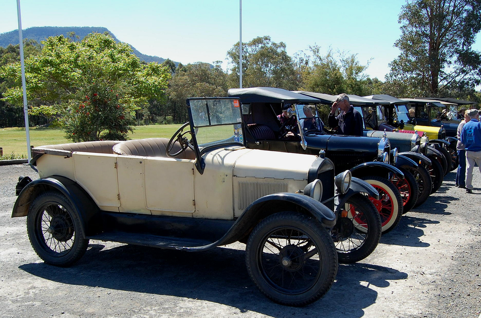 Classic & Sports Car – Eclectic classics shine at Motoring Expo