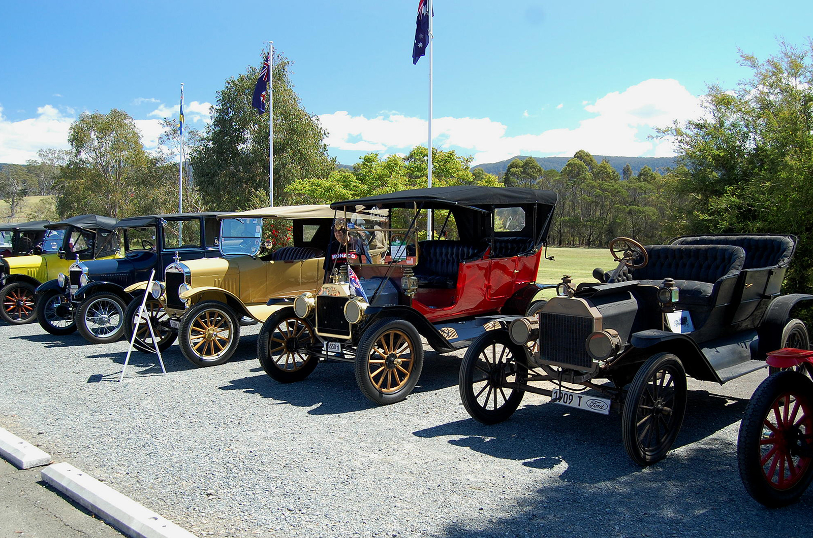 Classic & Sports Car – Eclectic classics shine at Motoring Expo