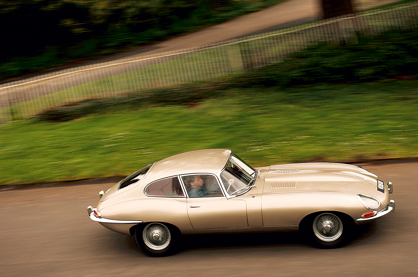 Classic & Sports Car – Everyone wants a Jaguar E-type, but which one is best?