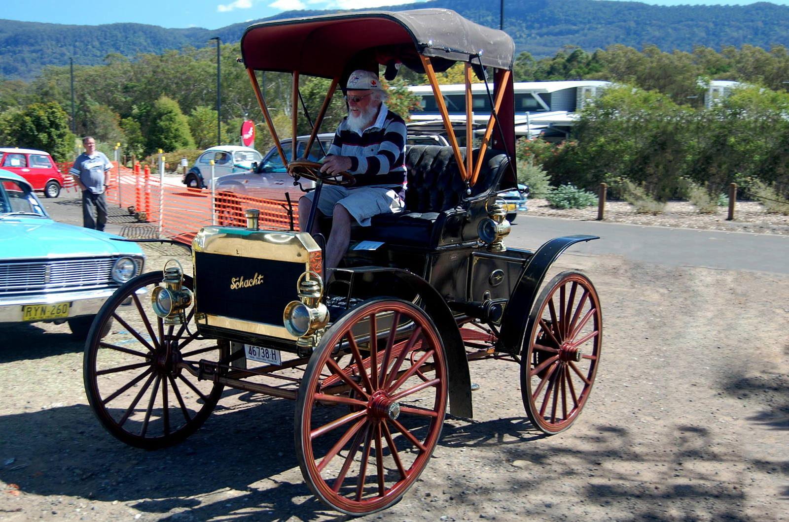 Classic & Sports Car – Eclectic classics shine at Motoring Expo