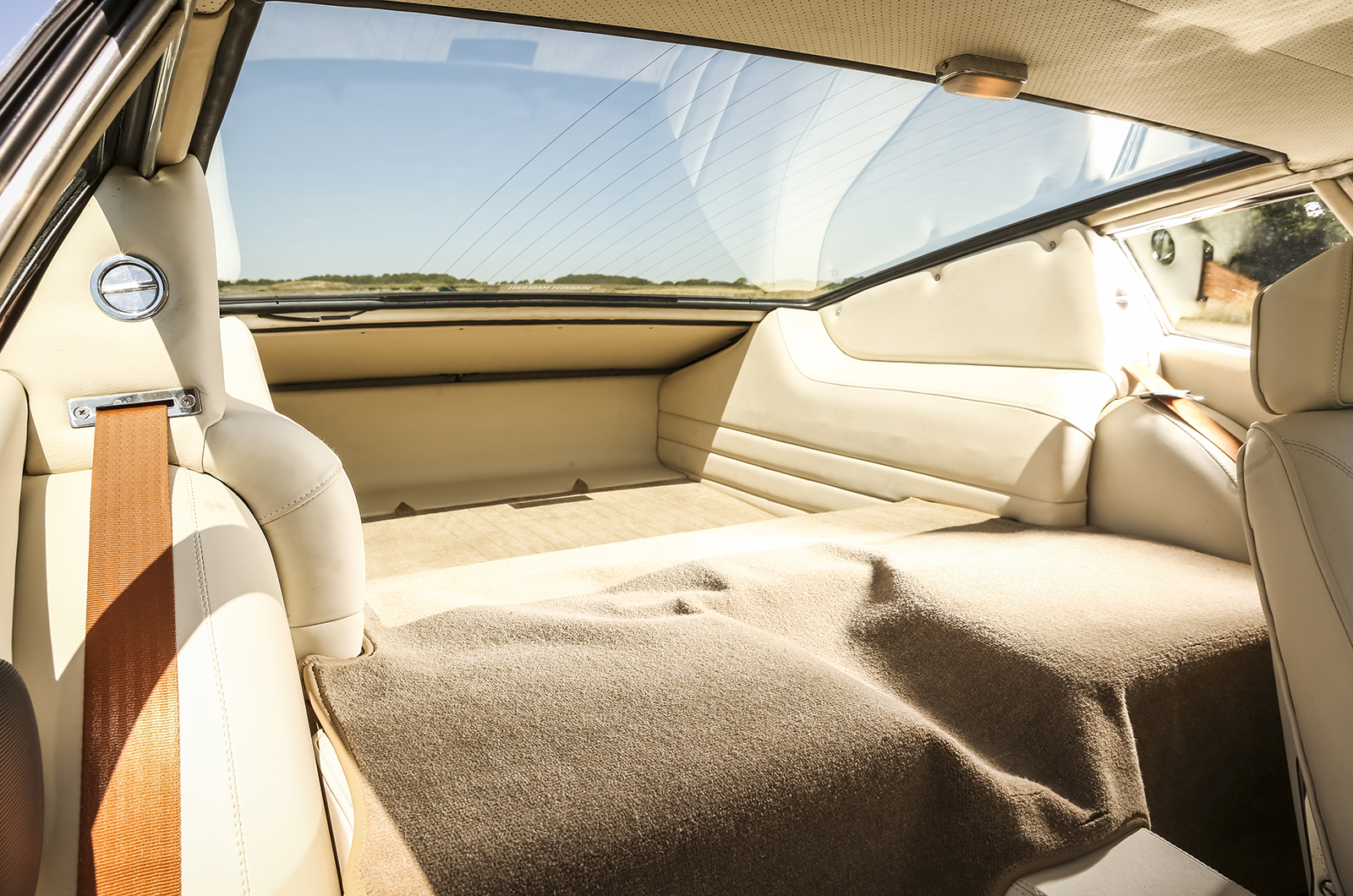 Classic & Sports Car – Cruise missiles: the Maserati Ghibli