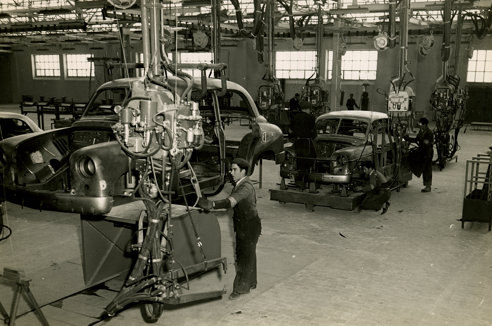 Classic & Sports Car – Happy 65th birthday Seat!