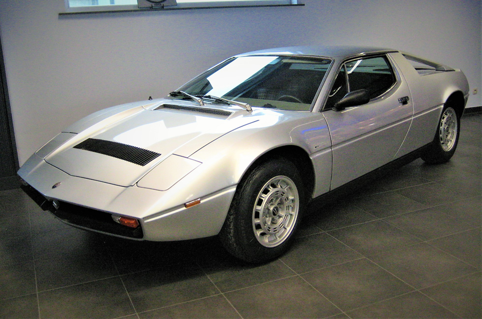 Classic & Sports Car – Celebrity classics top Silverstone Auctions’ NEC Classic Motor Show sale