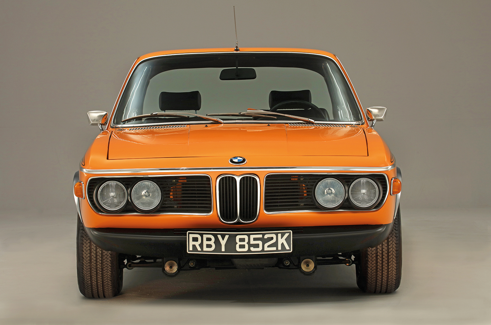 Classic & Sports Car – BMW E9: the birth of an icon