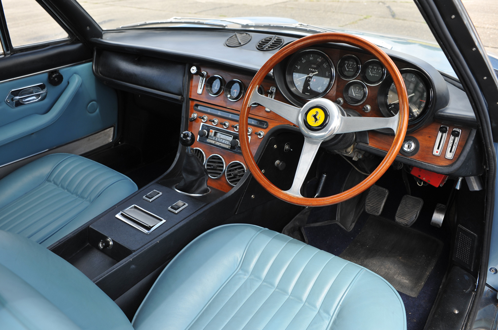 Classic & Sports Car – V12 Ferrari tops Autosport International sale