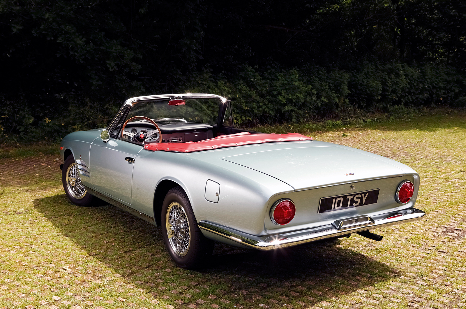 Classic & Sports Car – Moretti 2300S: A taste of what might have been