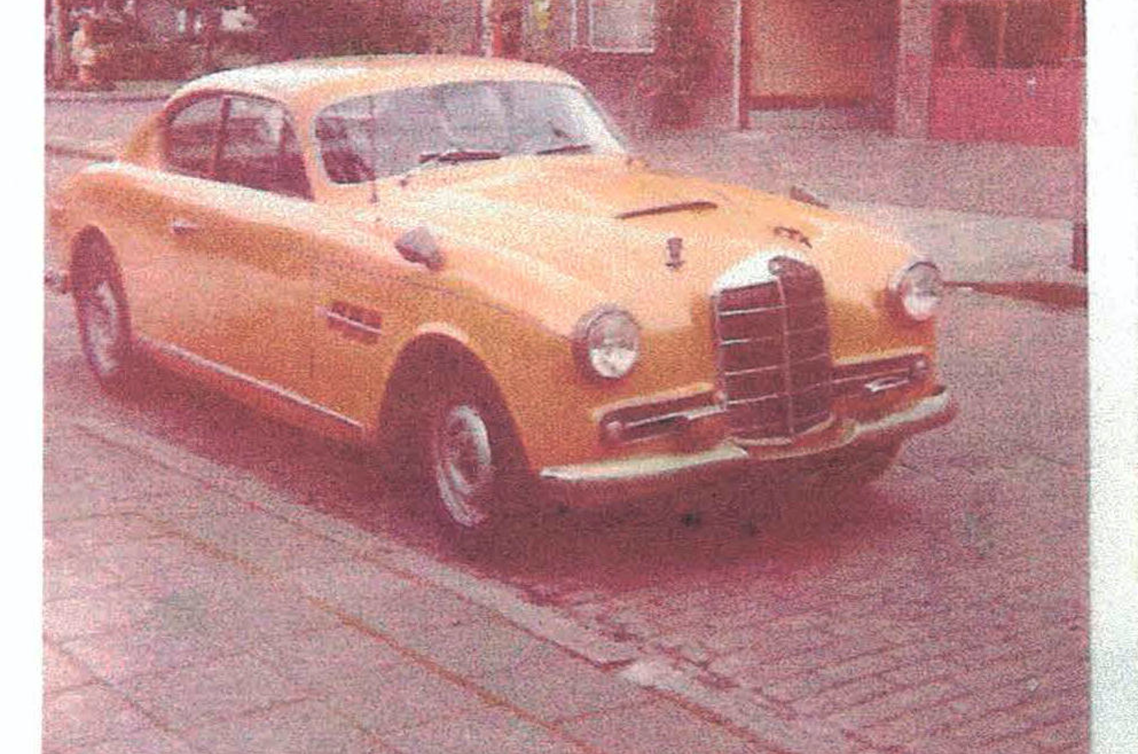 This Mercedes 220 wears one-off Lancia-style coachwork