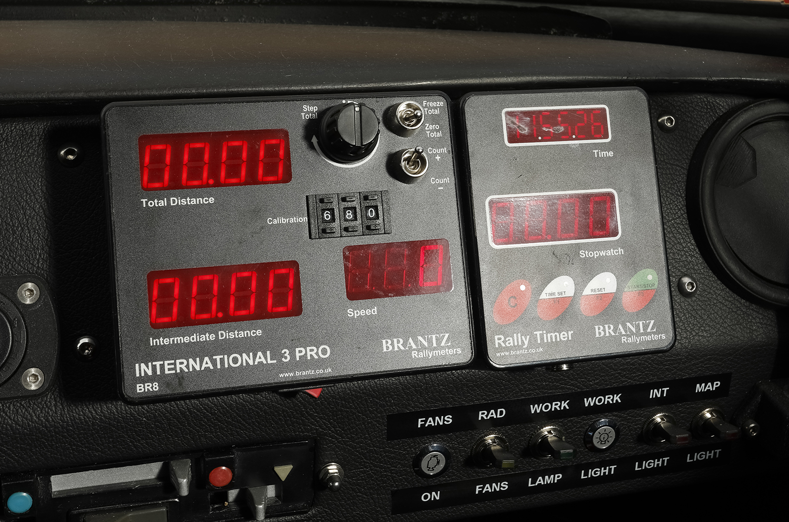 Classic & Sports Car – Porsche 911 vs Alpine A110: Rally heroes for the road