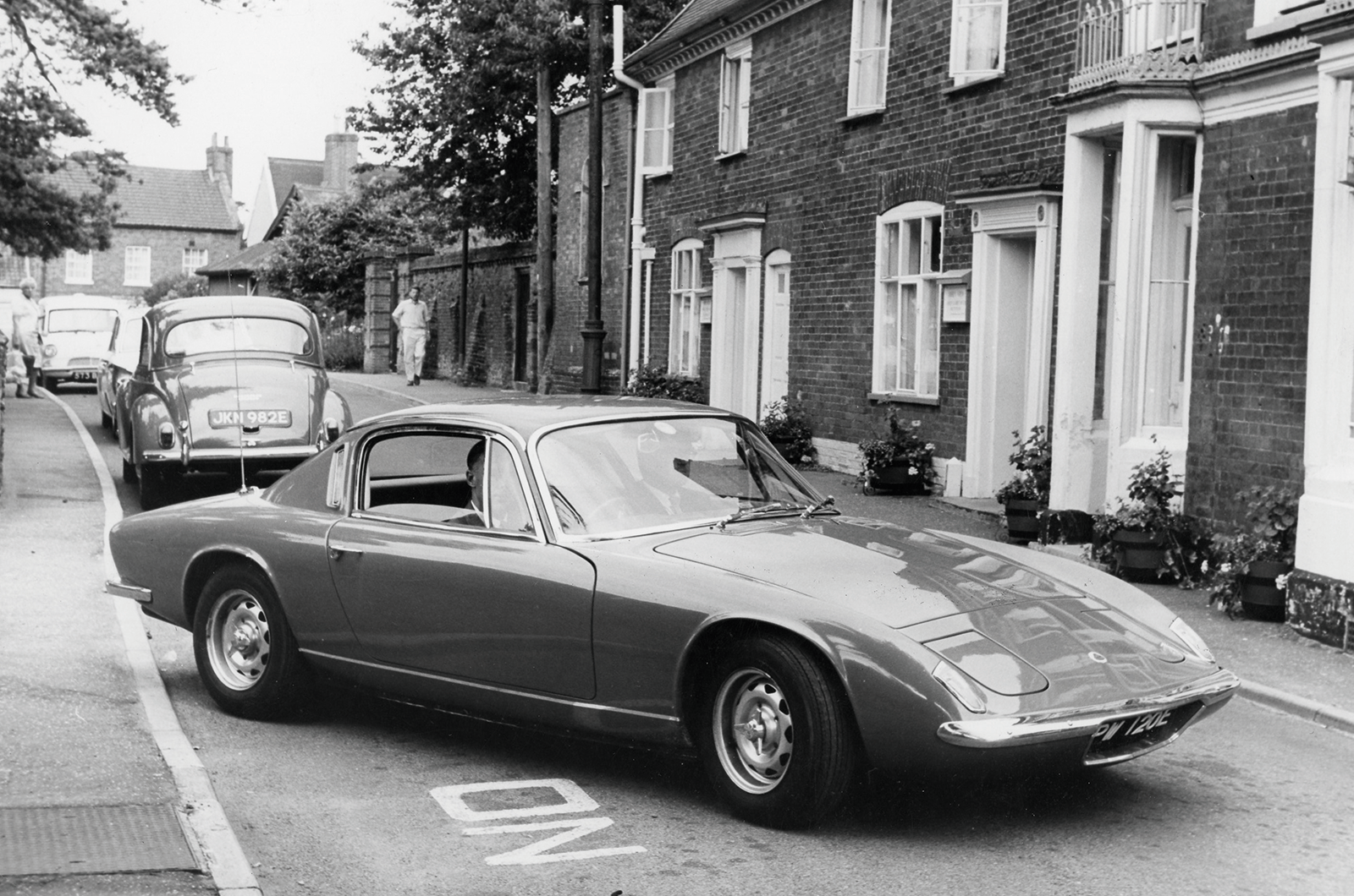 Classic & Sports Car – Buyer’s guide: Lotus Elan (1963-’74)