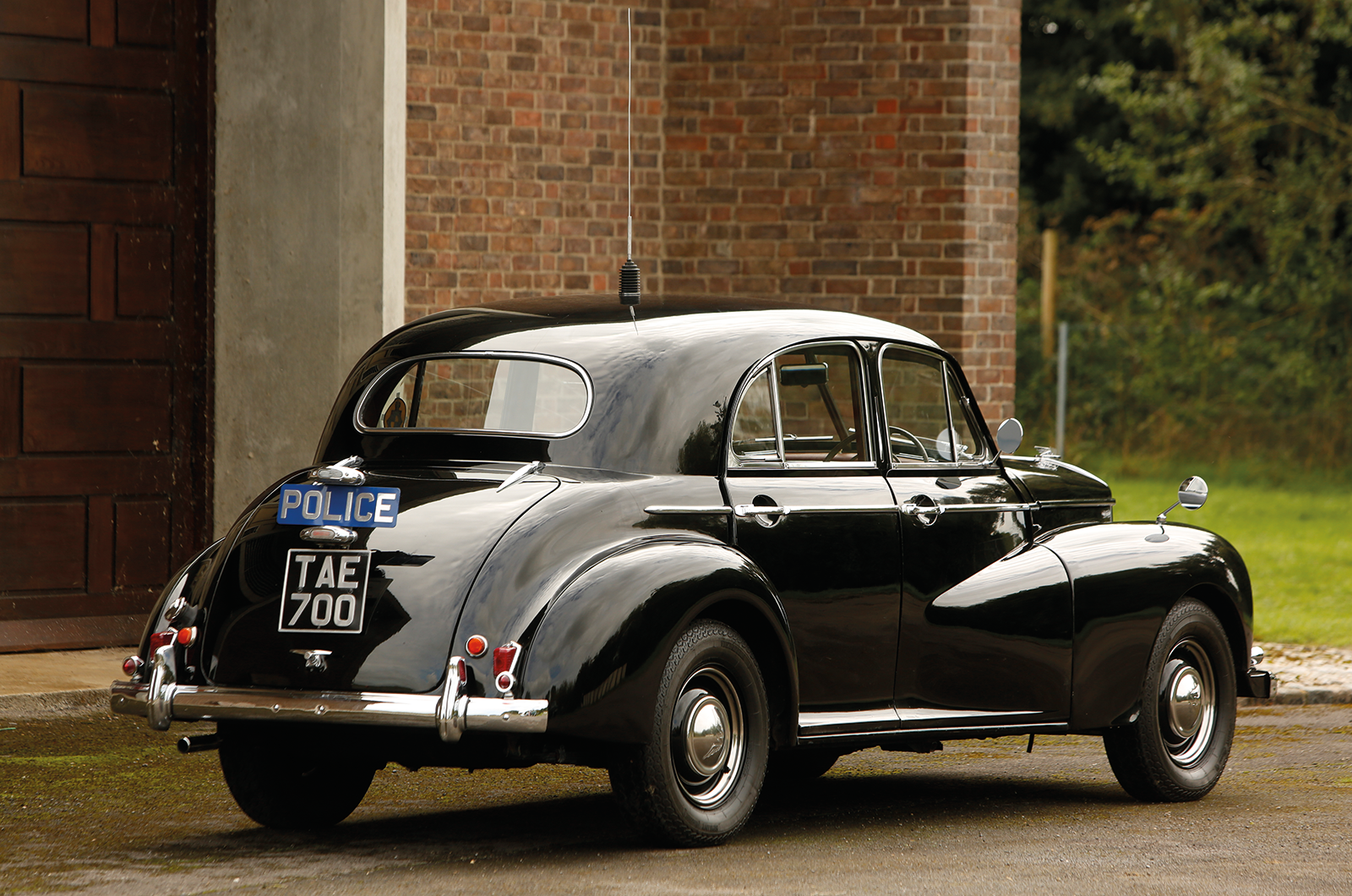 Classic & Sports Car – Guilty pleasures: Wolseley 6/80