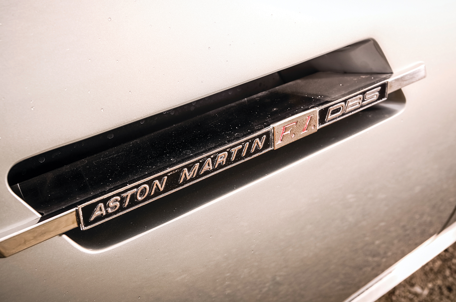 Classic & Sports Car – A pair of forgotten Aston Martins