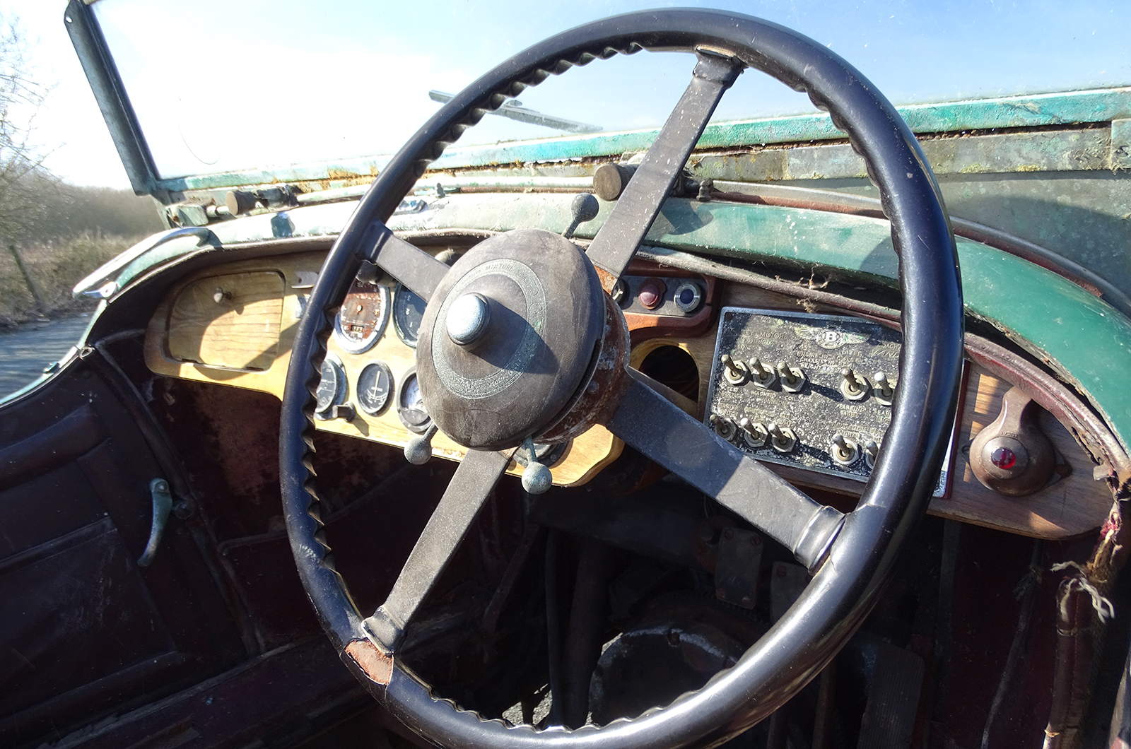 Classic & Sports Car – Unique barn-find Bentley could be the perfect birthday present