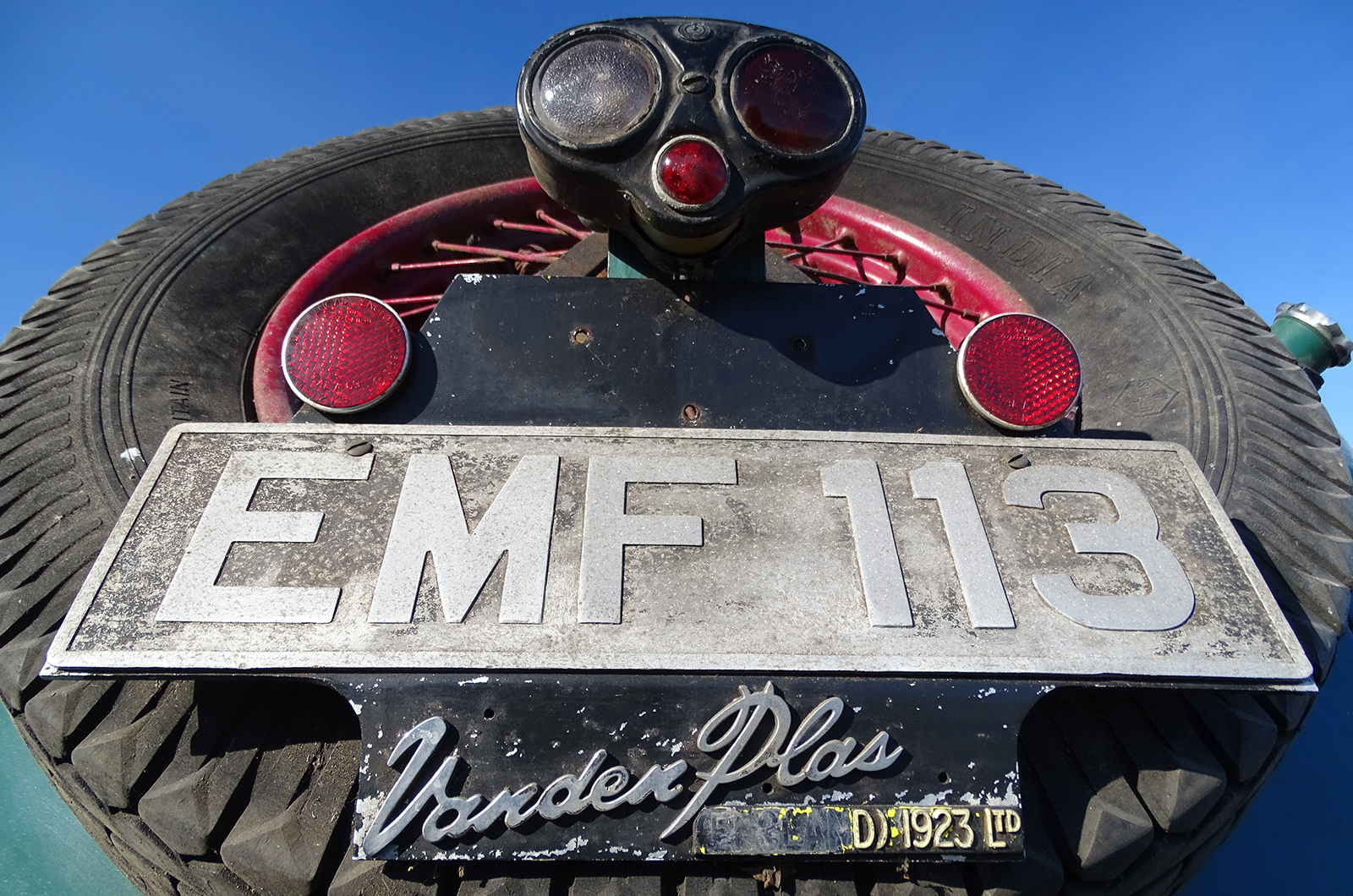 Classic & Sports Car – Unique barn-find Bentley could be the perfect birthday present