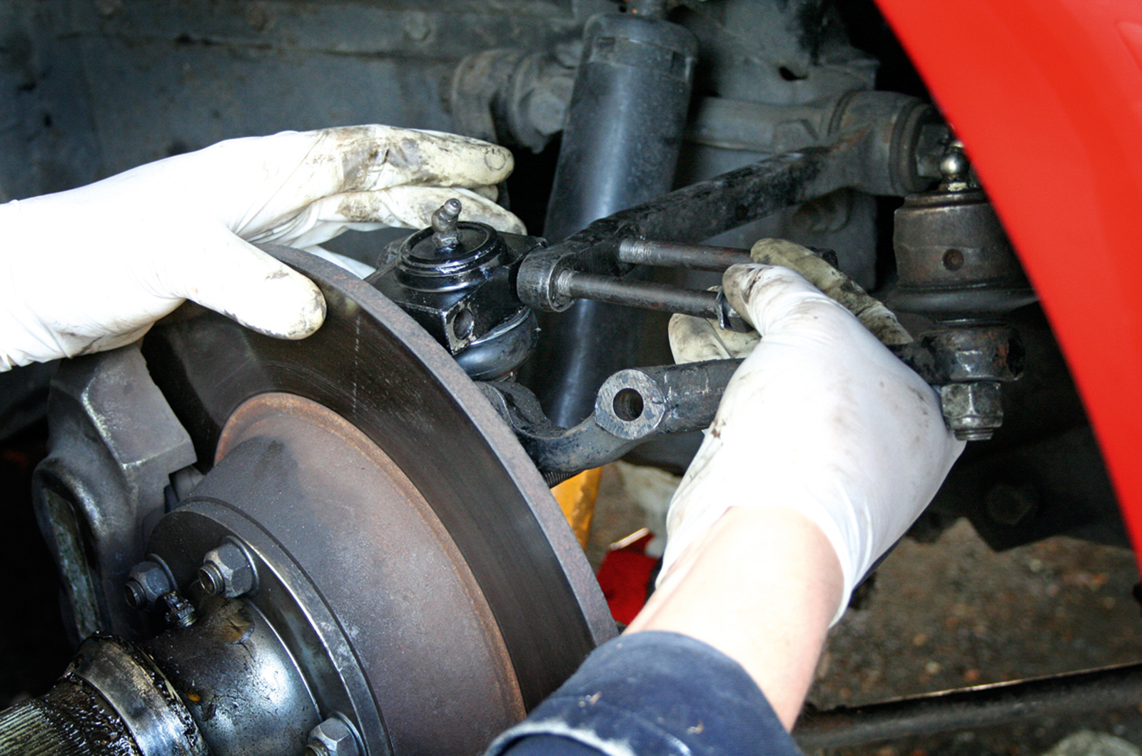 Classic & Sports Car – How to... renew your classic car's balljoints