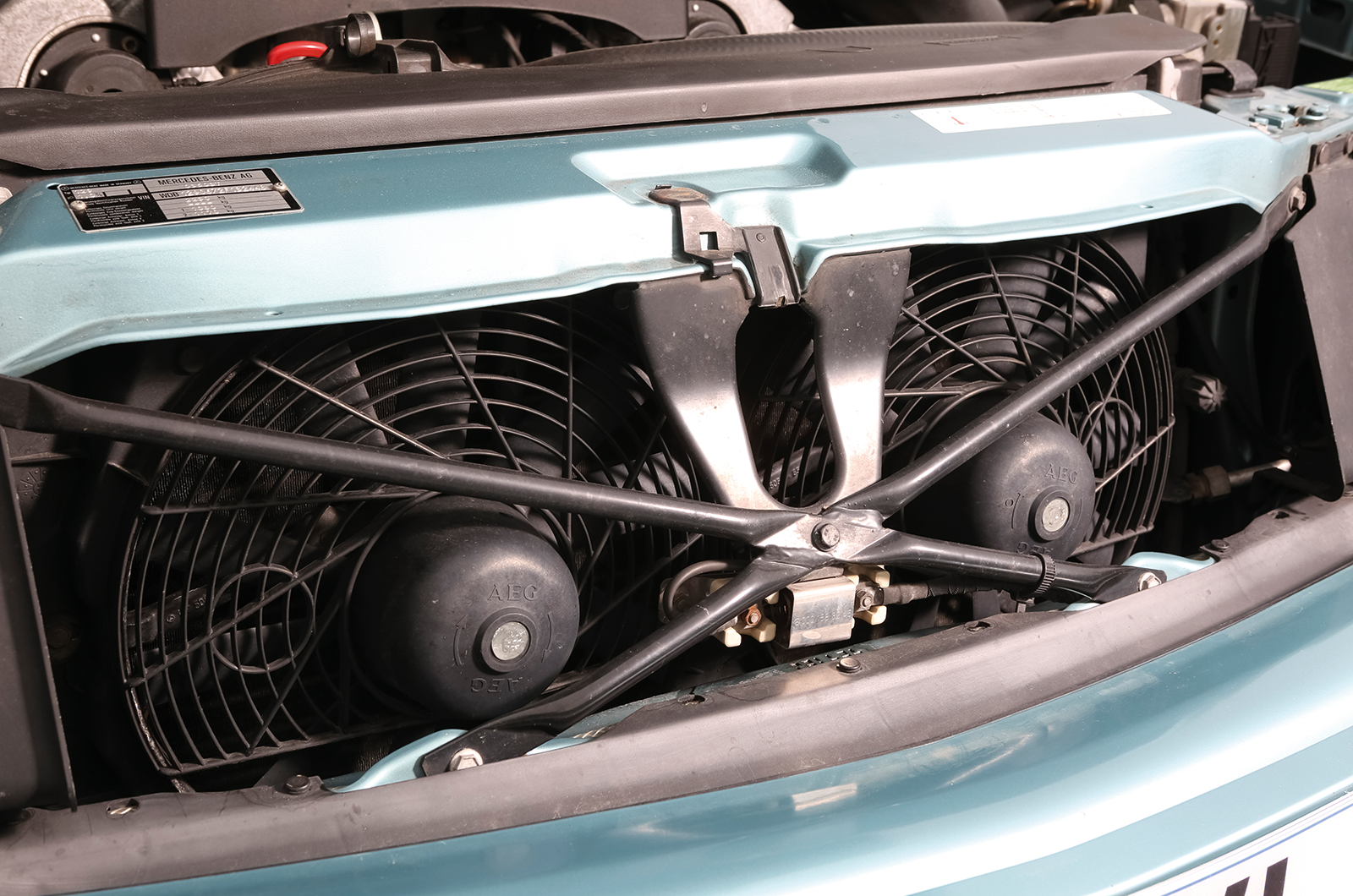 Classic & Sports Car – Buyer’s guide: Mercedes-Benz SL (R129)