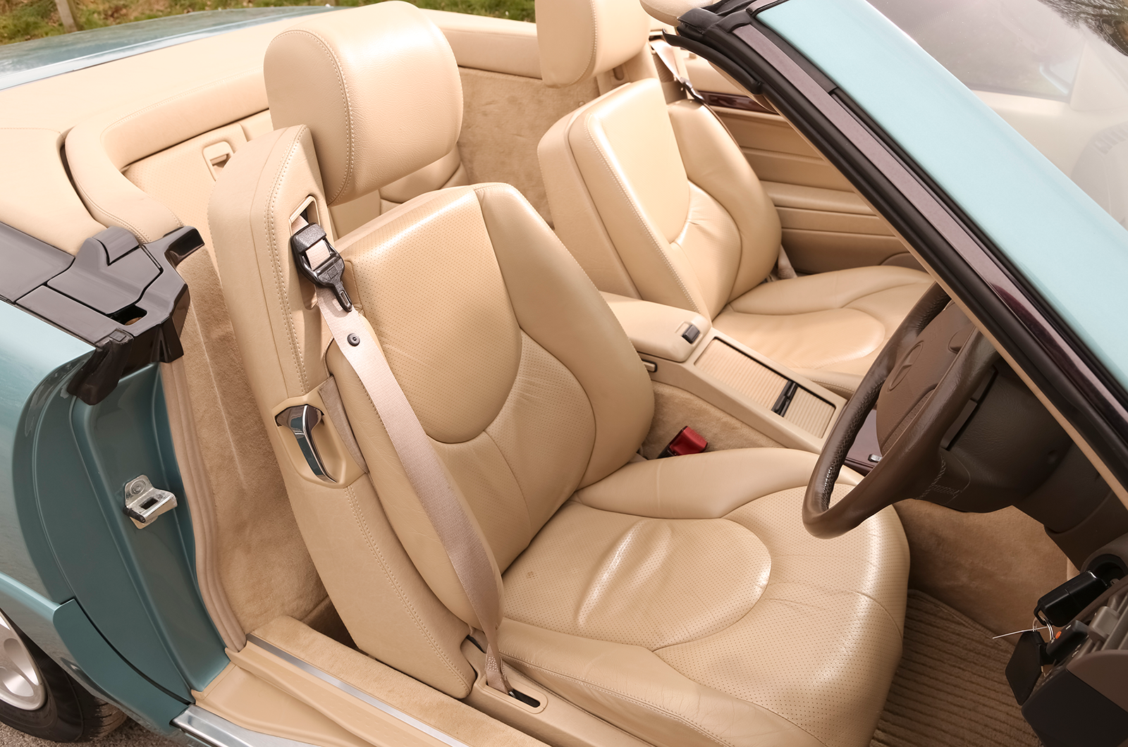 Classic & Sports Car – Buyer’s guide: Mercedes-Benz SL (R129)