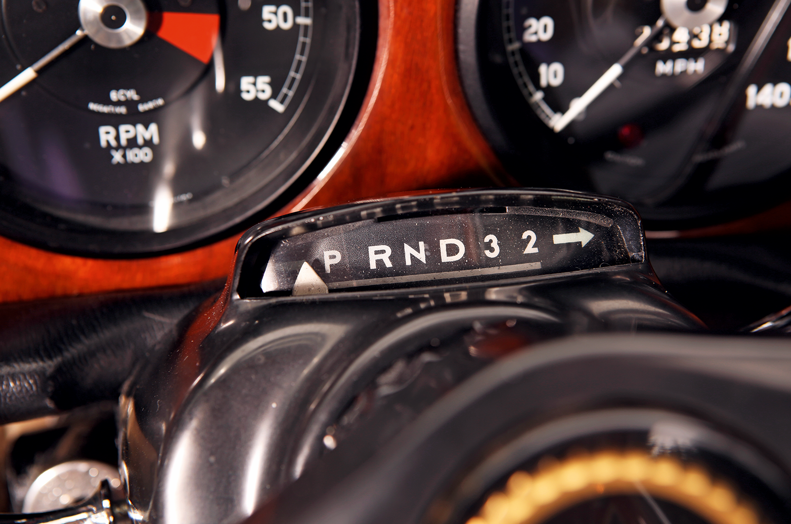 Classic & Sports Car – Buyer’s guide: Jaguar 420 and Daimler Sovereign