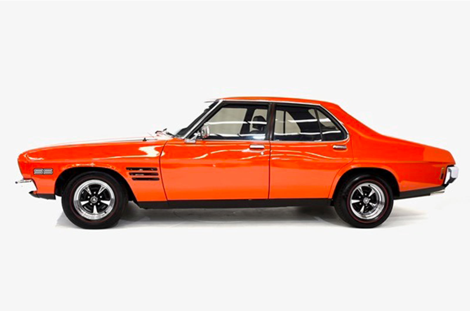 Classic & Sports Car – Entire Australian museum collection for sale next Sunday
