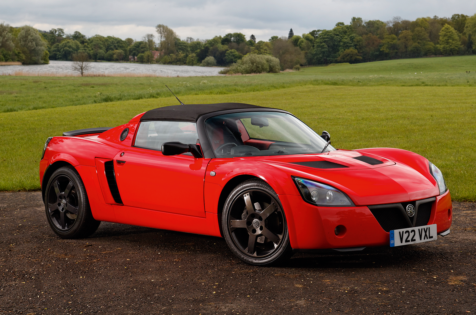 Classic & Sports Car – Buyer’s guide: Vauxhall VX220